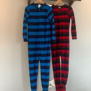 Set of 2 boys Lands End footed pajamas. Size 14 and 16